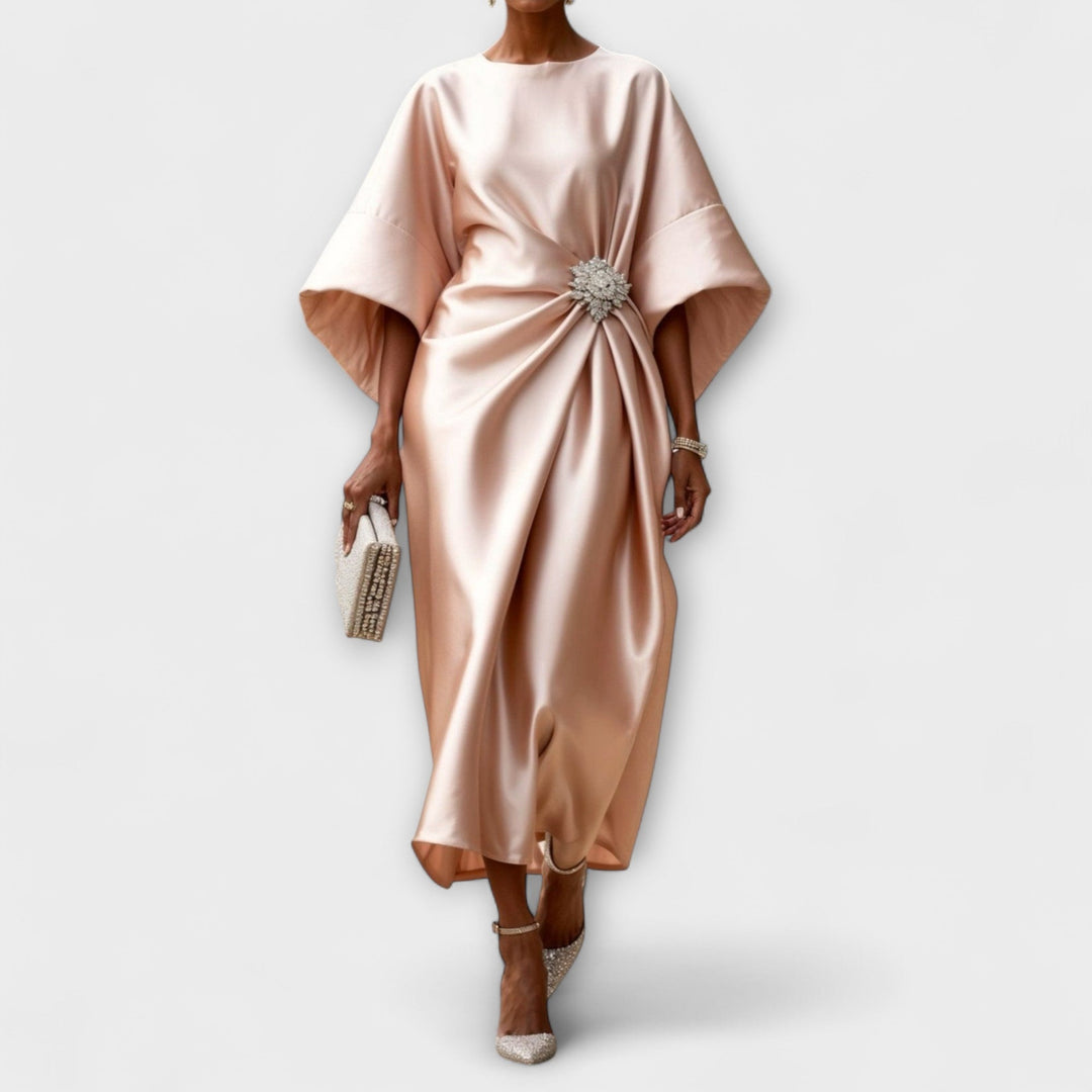 Luxusní saténové maxi šaty s leskem