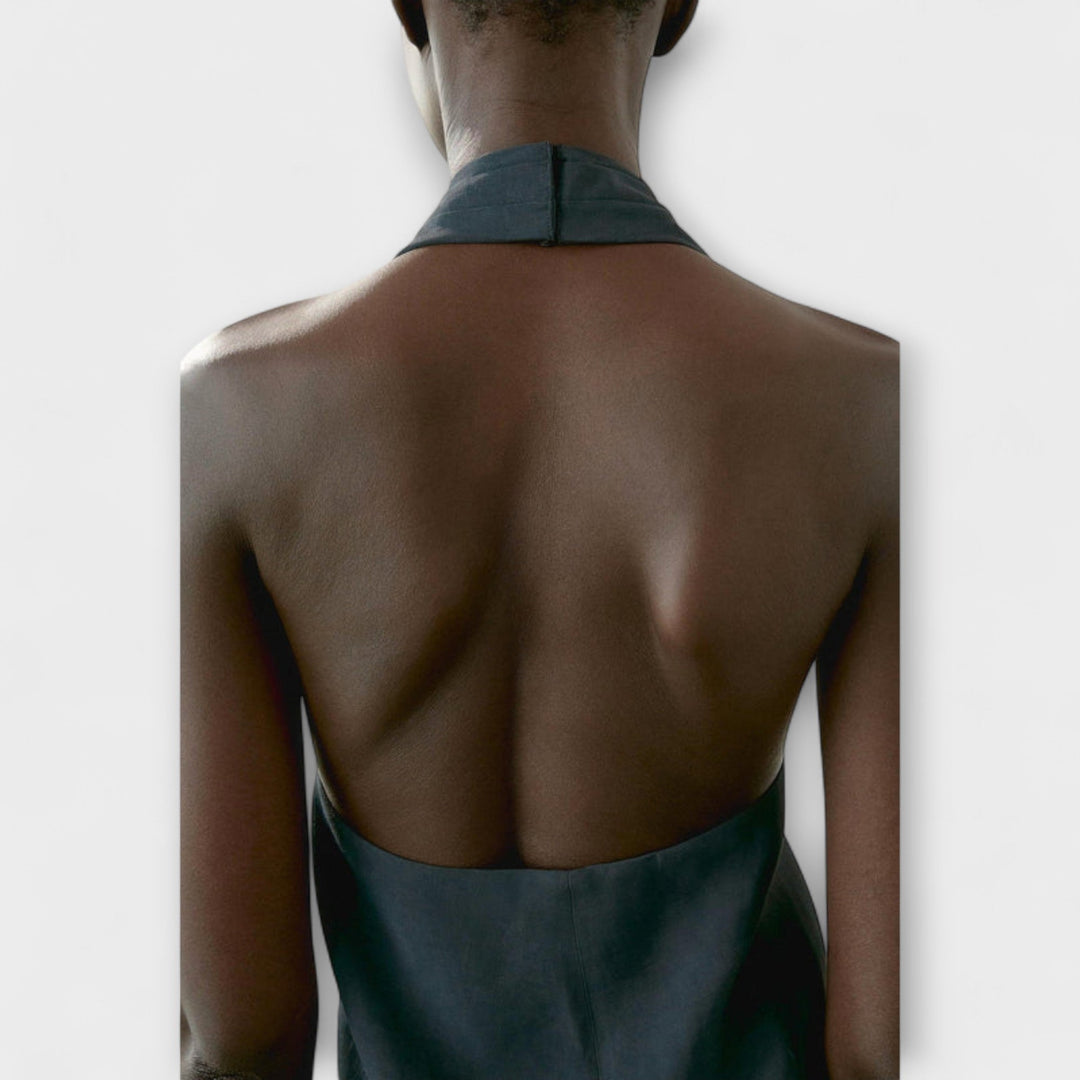 Leah - Modrý top na zavazování za krk s výřezem na zádech