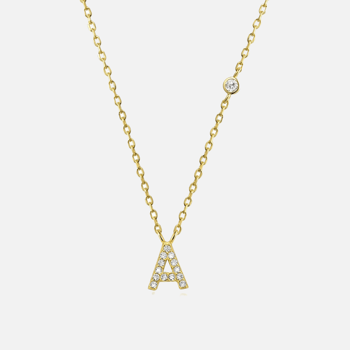 Náhrdelník s kamenným písmenem